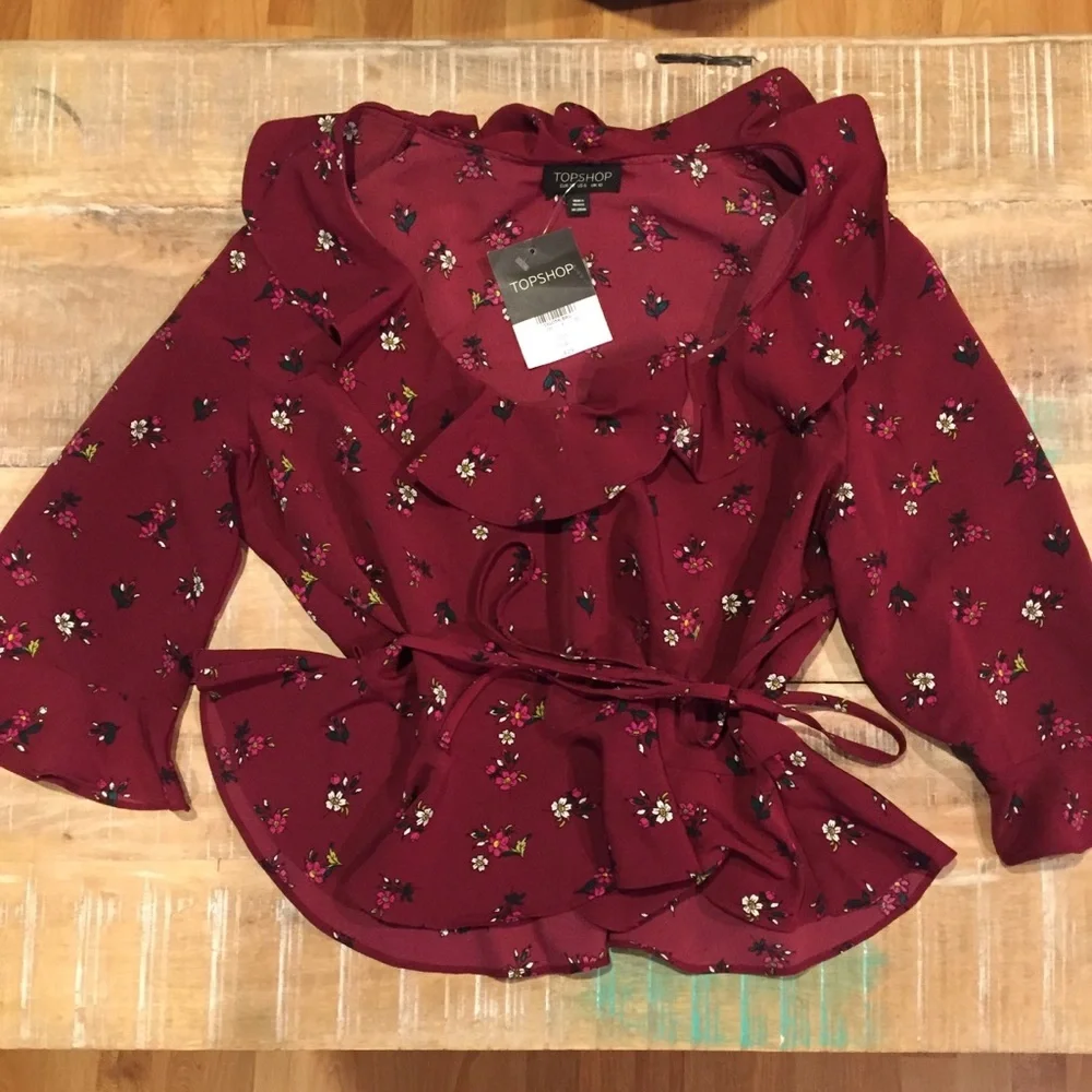 NWT TopShop Ditsy Print Frill Blouse 6 burgundy floral - Picture 2 of 6